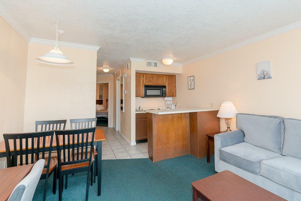 Family Friendly Coastal Condo ガルベストン エクステリア 写真