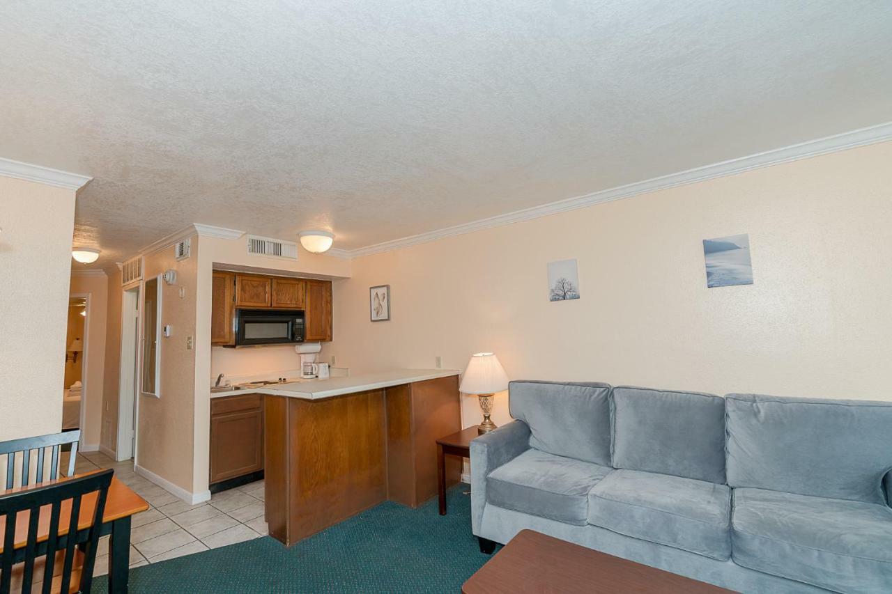 Family Friendly Coastal Condo ガルベストン エクステリア 写真